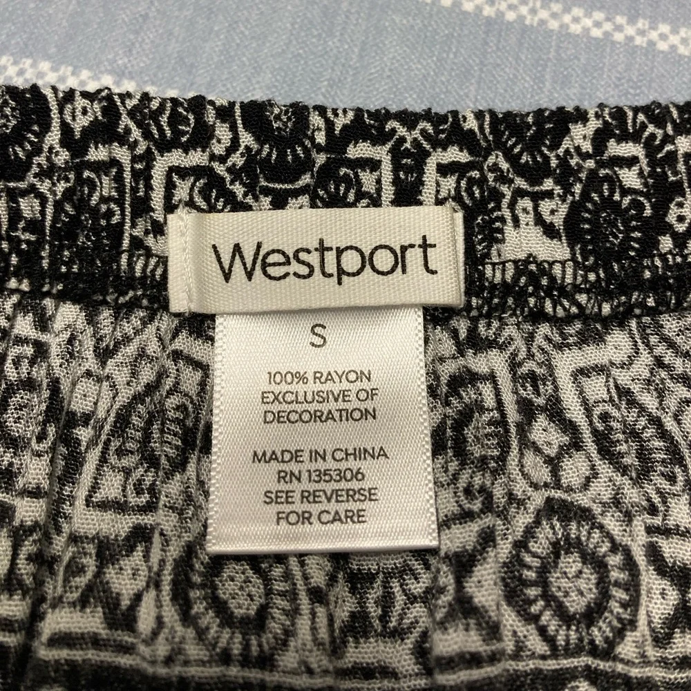 💛TODAY***$15***Westport black and white paisley maxi skirt. - Picture 2 of 4